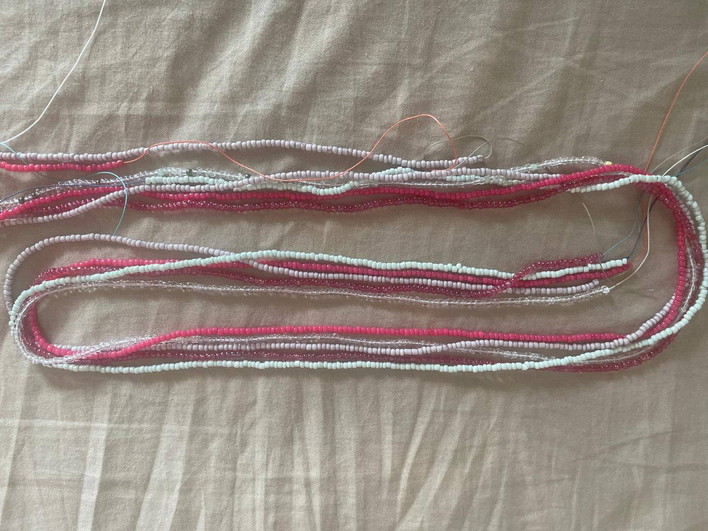 4 Fils Baya, des perles fines et sensuelles pour orner vos reins