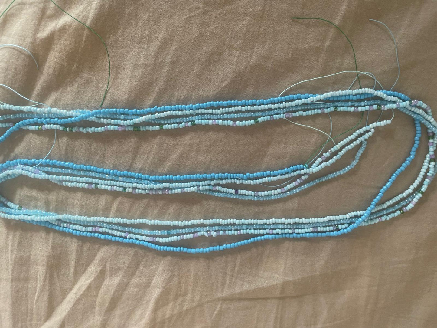 4 Fils Baya, des perles fines et sensuelles pour orner vos reins