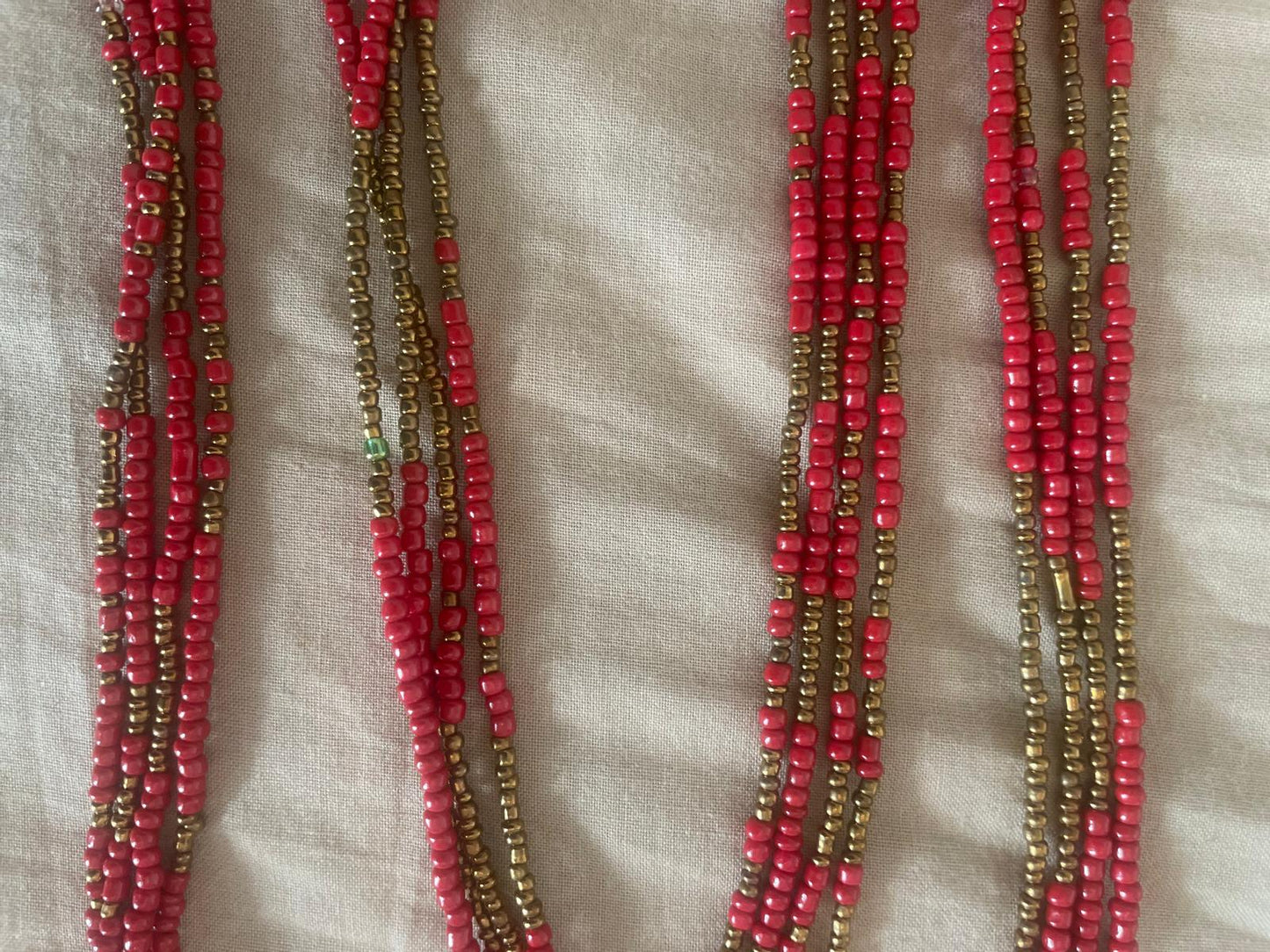 4 Fils Baya, des perles fines et sensuelles pour orner vos reins