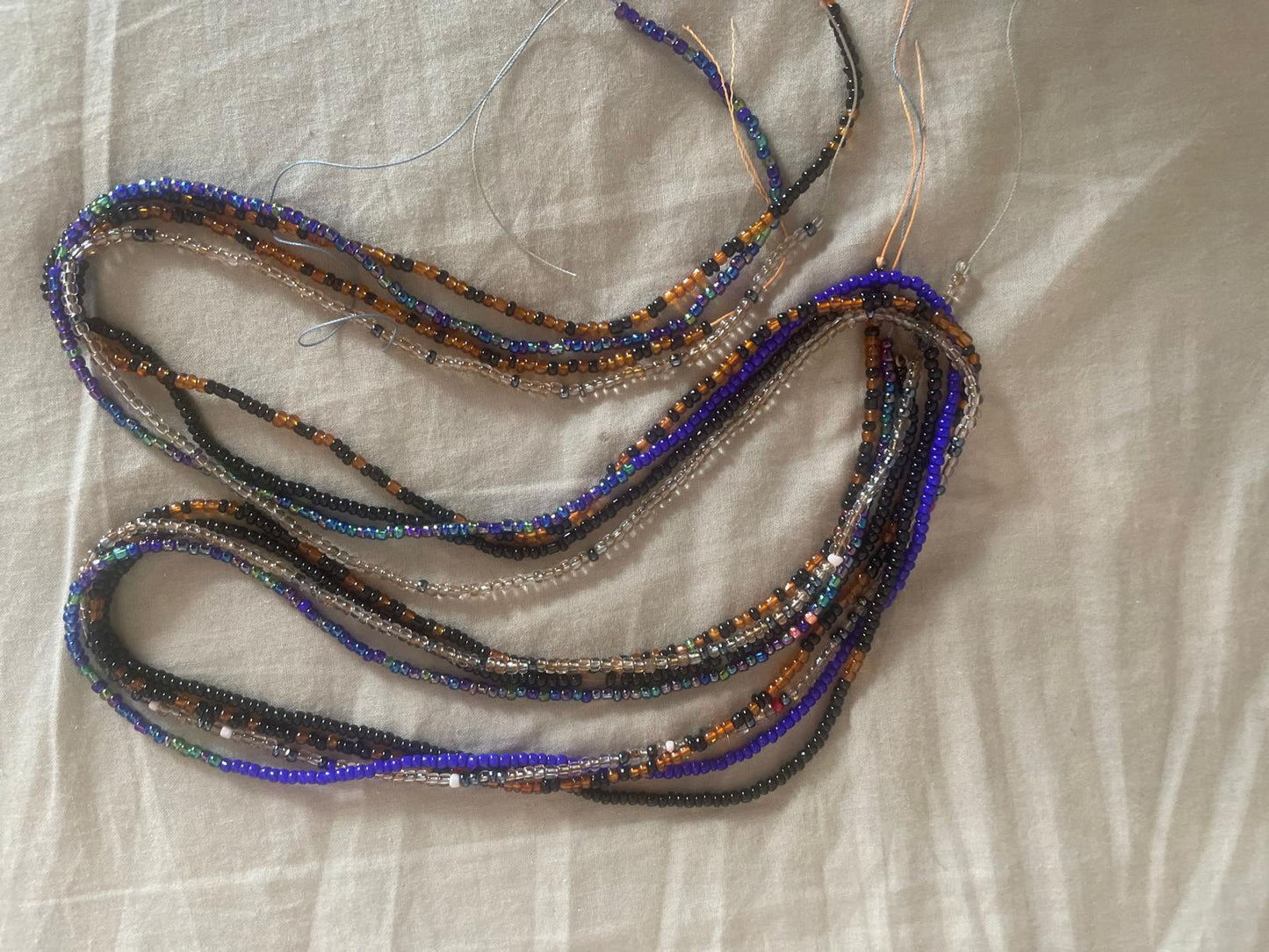 4 Fils Baya, des perles fines et sensuelles pour orner vos reins