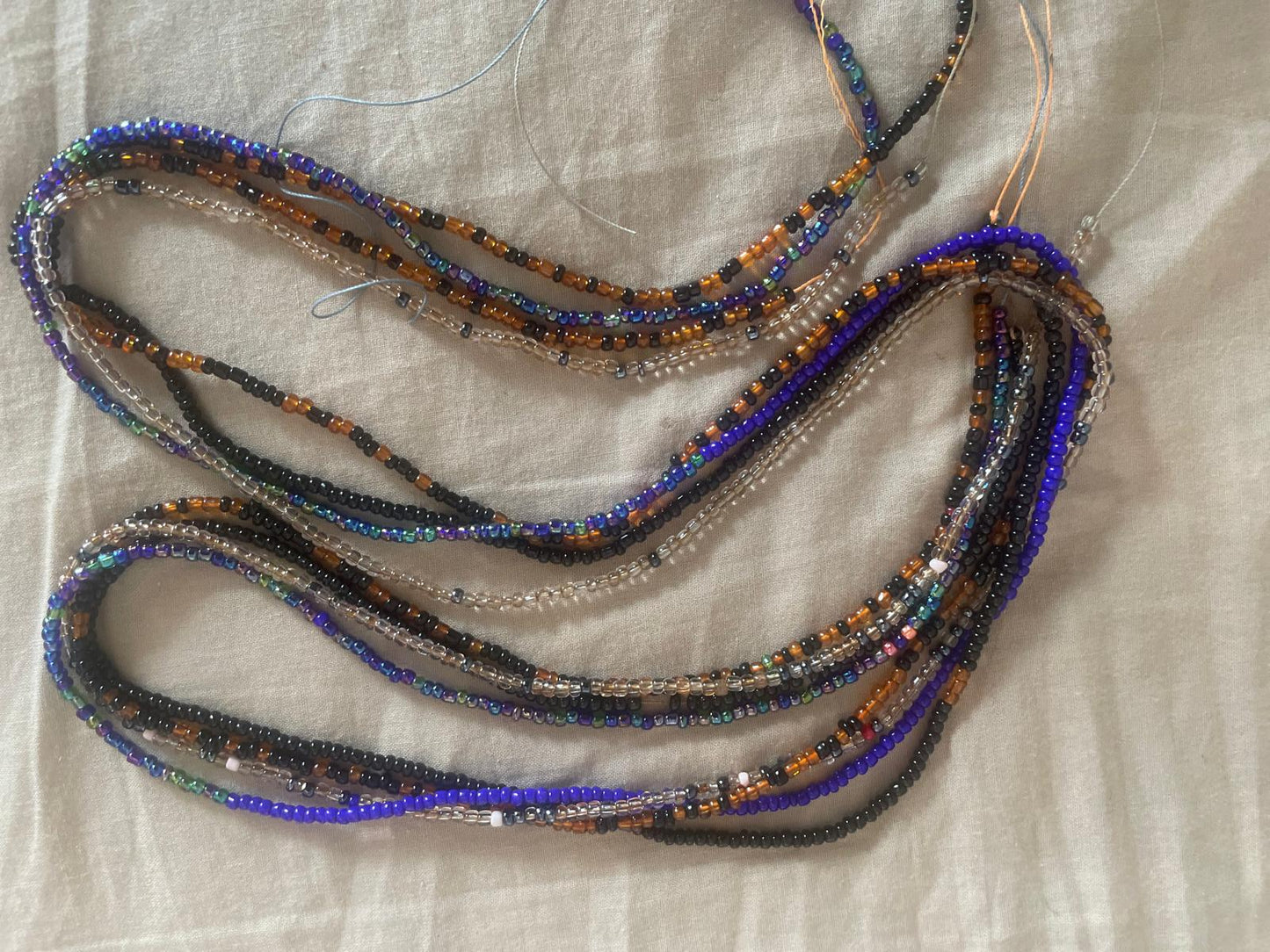 4 Fils Baya, des perles fines et sensuelles pour orner vos reins