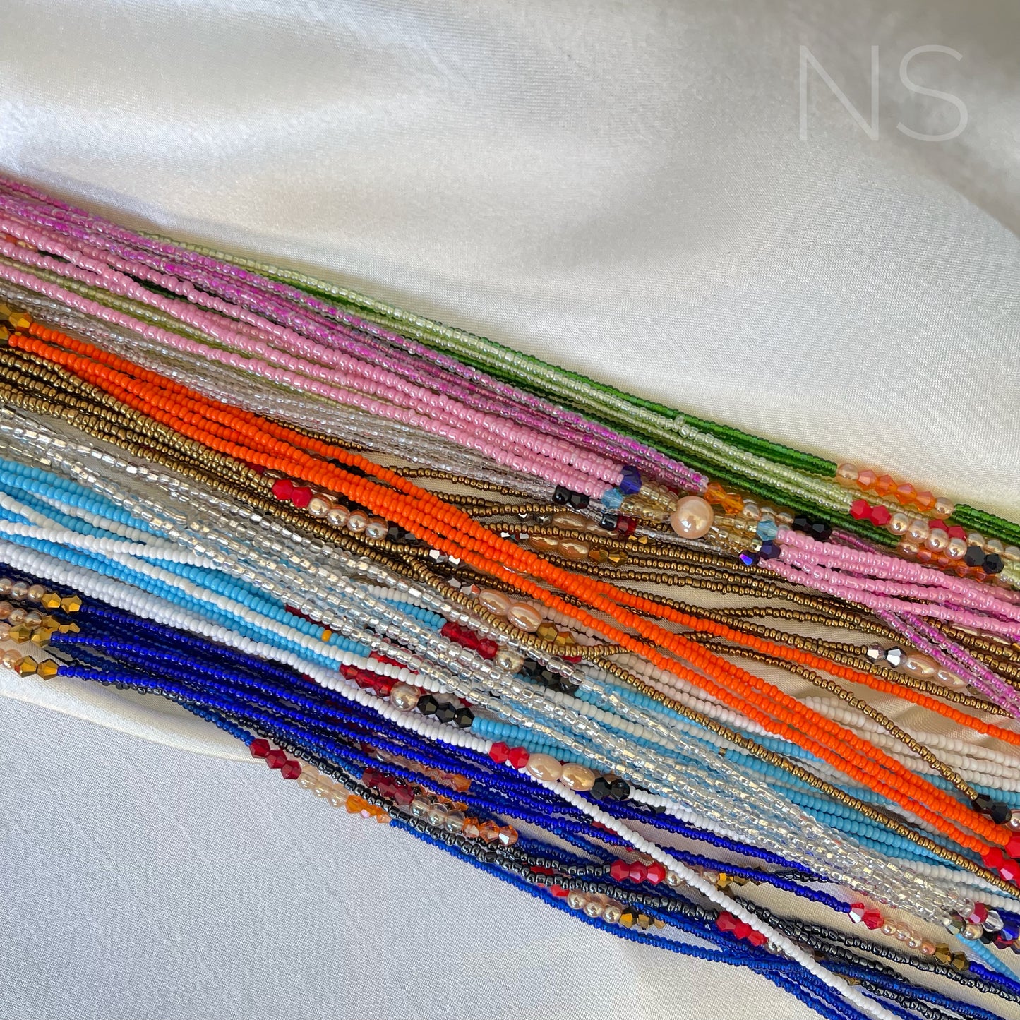 4 Fils Baya, des perles fines et sensuelles pour orner vos reins